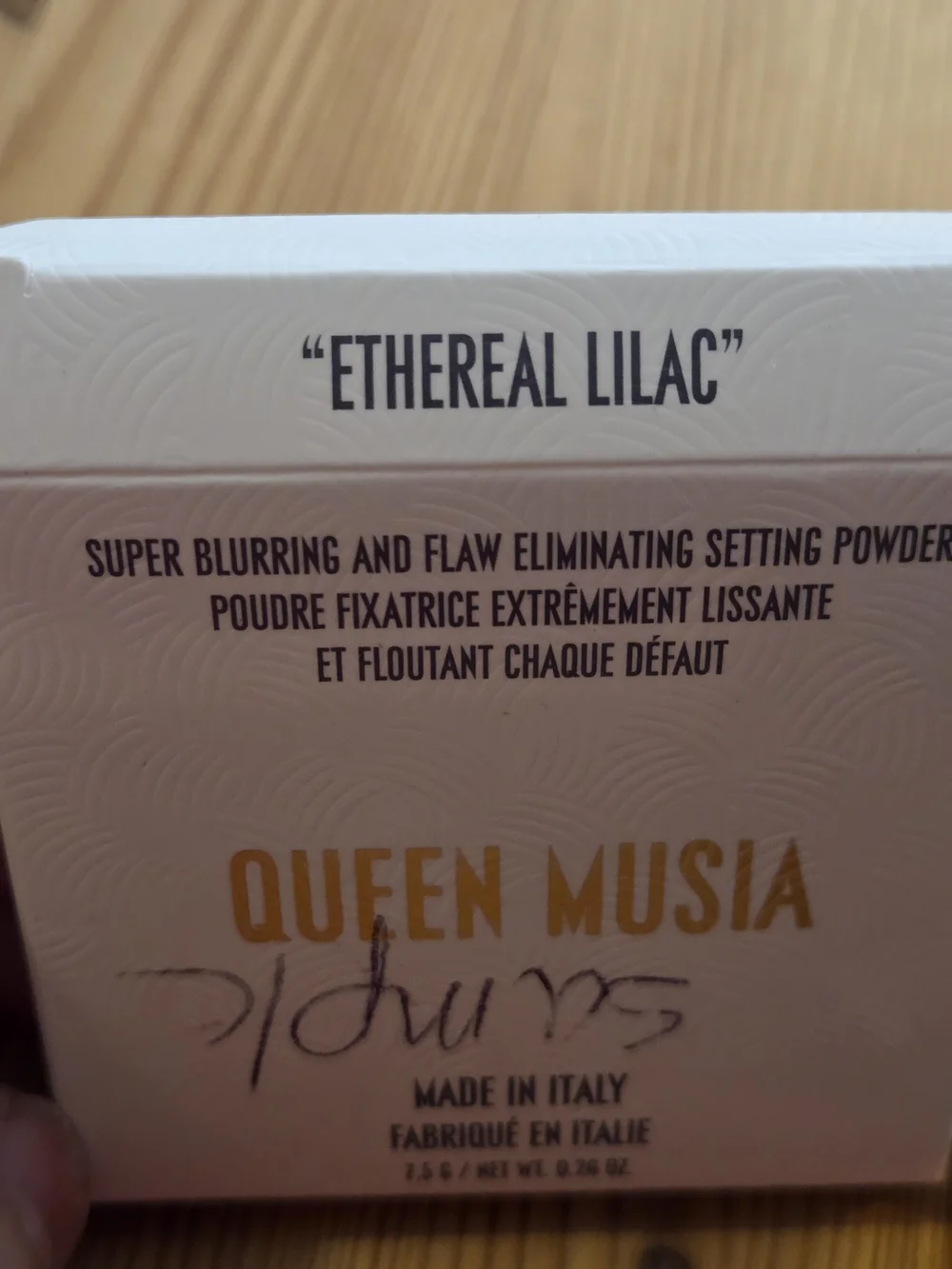 🔥Queen Musia Super Blurring & Flaw Eliminating Setting Powder - Ethereal Lilac